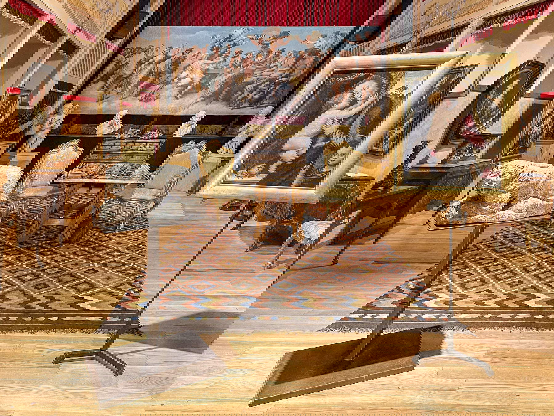 Die 54. Ausgabe der Pennabilli Antiques wird eröffnet, ein Ausstellungsmarkt, der Kunstschätze ins Dorf bringt