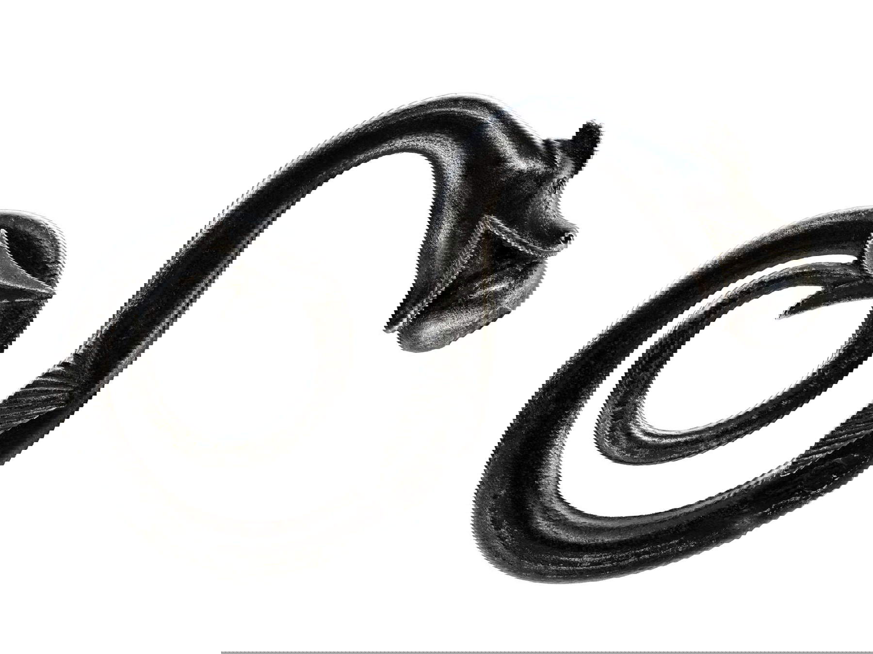 Picchiotto da porta (Italia settentrionale, secolo XVII; Ferro forgiato, scolpito e inciso, 18,5 x 2 x 10 cm)