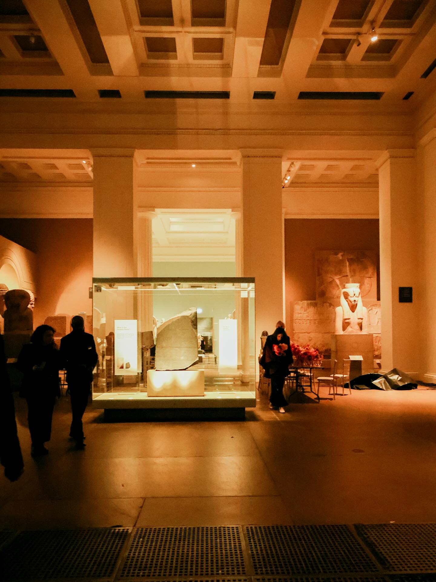 British Museum, Boule rose. Photo : British Museum British Museum, Boule rose. Photo : British Museum