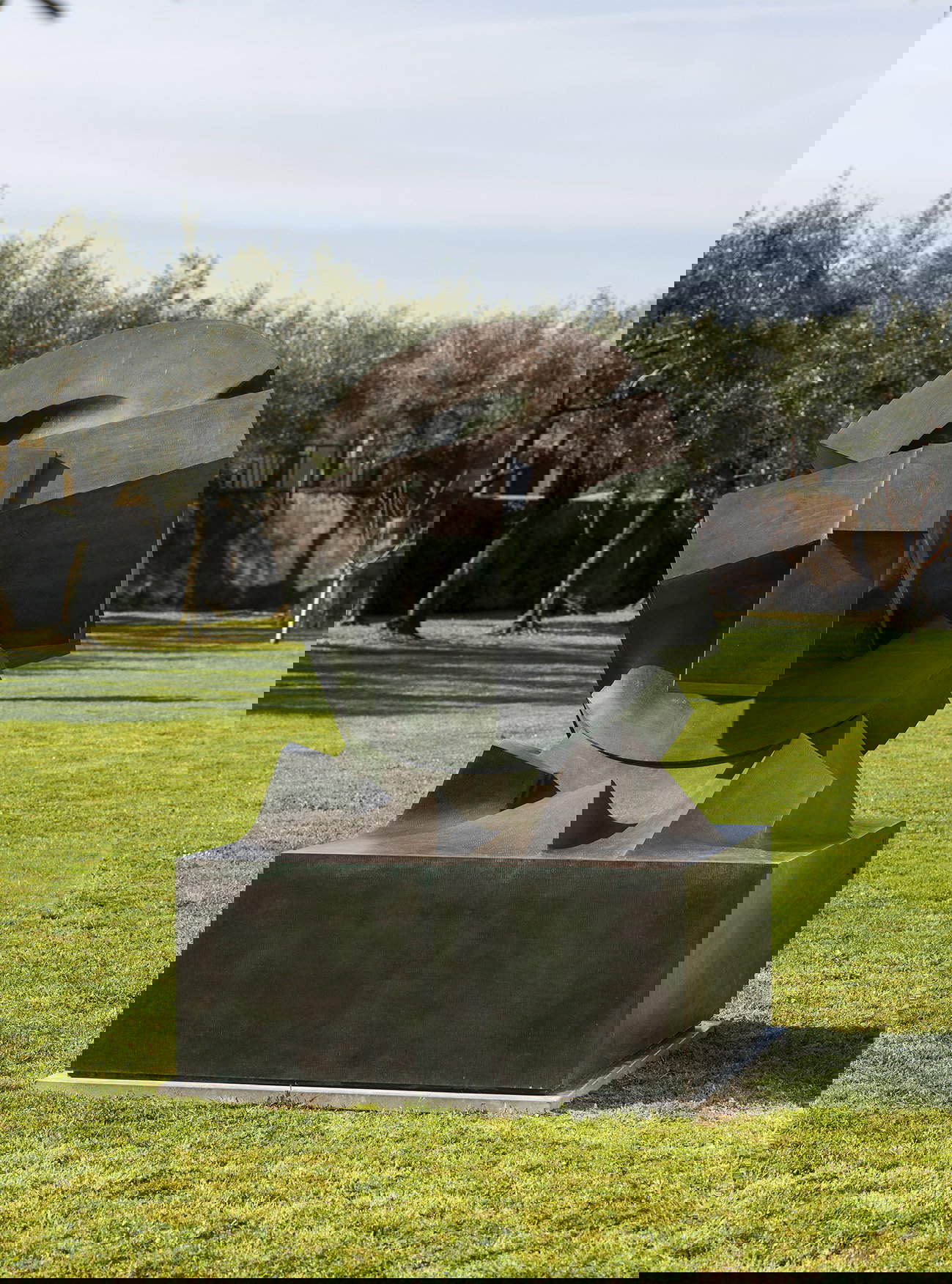 Gio&rsquo; Pomodoro,&nbsp;Sole deposto&nbsp;(1982)