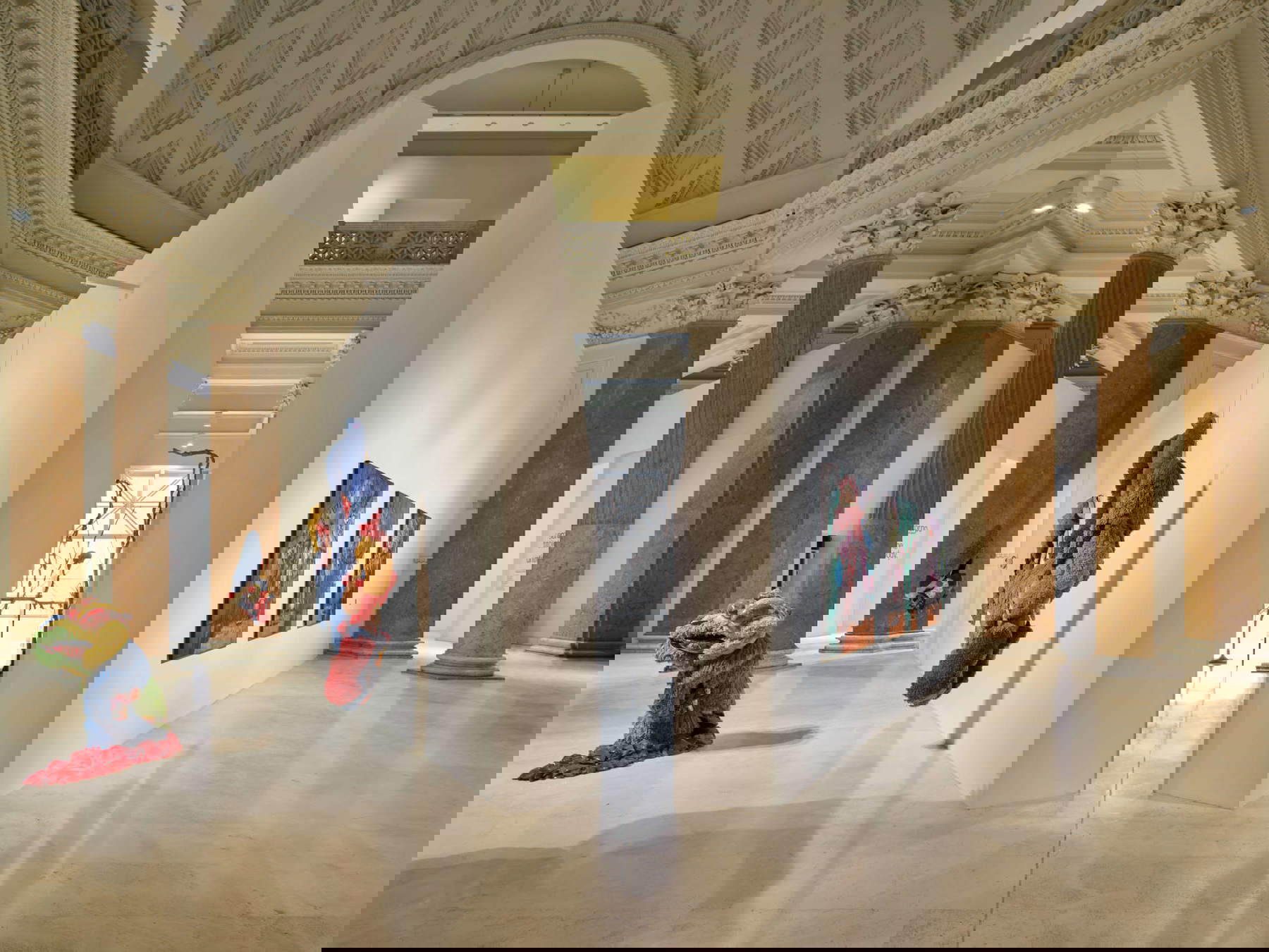 Puesta en escena de la Quadriennale di Roma 2025 - Fantastica. Foto: Agostino Osio / Alto Piano