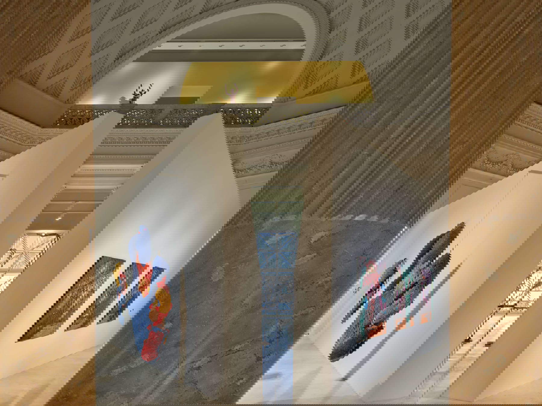 Puesta en escena de la Quadriennale di Roma 2025 - Fantastica. Foto: Agostino Osio / Alto Piano