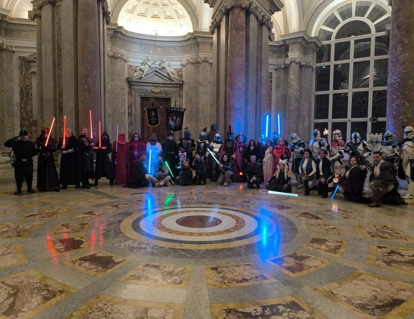 Fans de Star Wars en el interior de la Reggia di Caserta. Foto: El lado oscuro de Nápoles