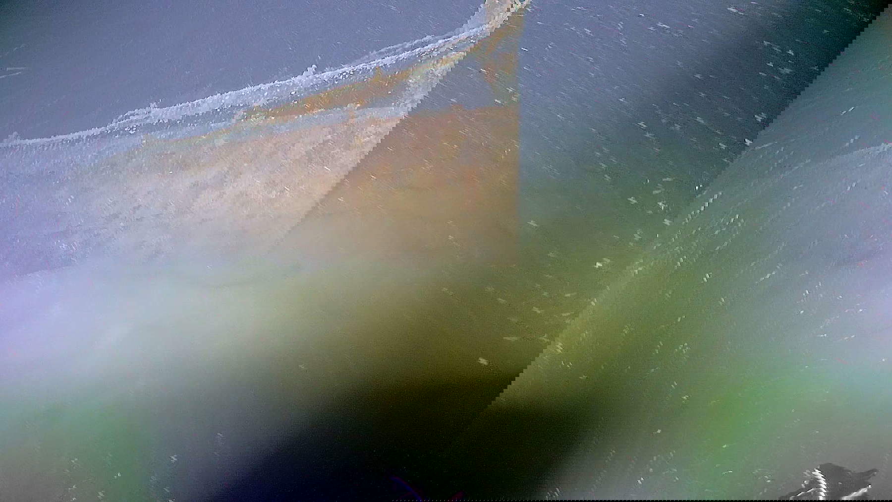 Bug des ersten zerstörten und gesunkenen Bodensee-Kreuzfahrtdampfers SD Baden (ehemals Kaiser Wilhelm) auf dem Seegrund. Foto: WSP &Uuml;berlingen