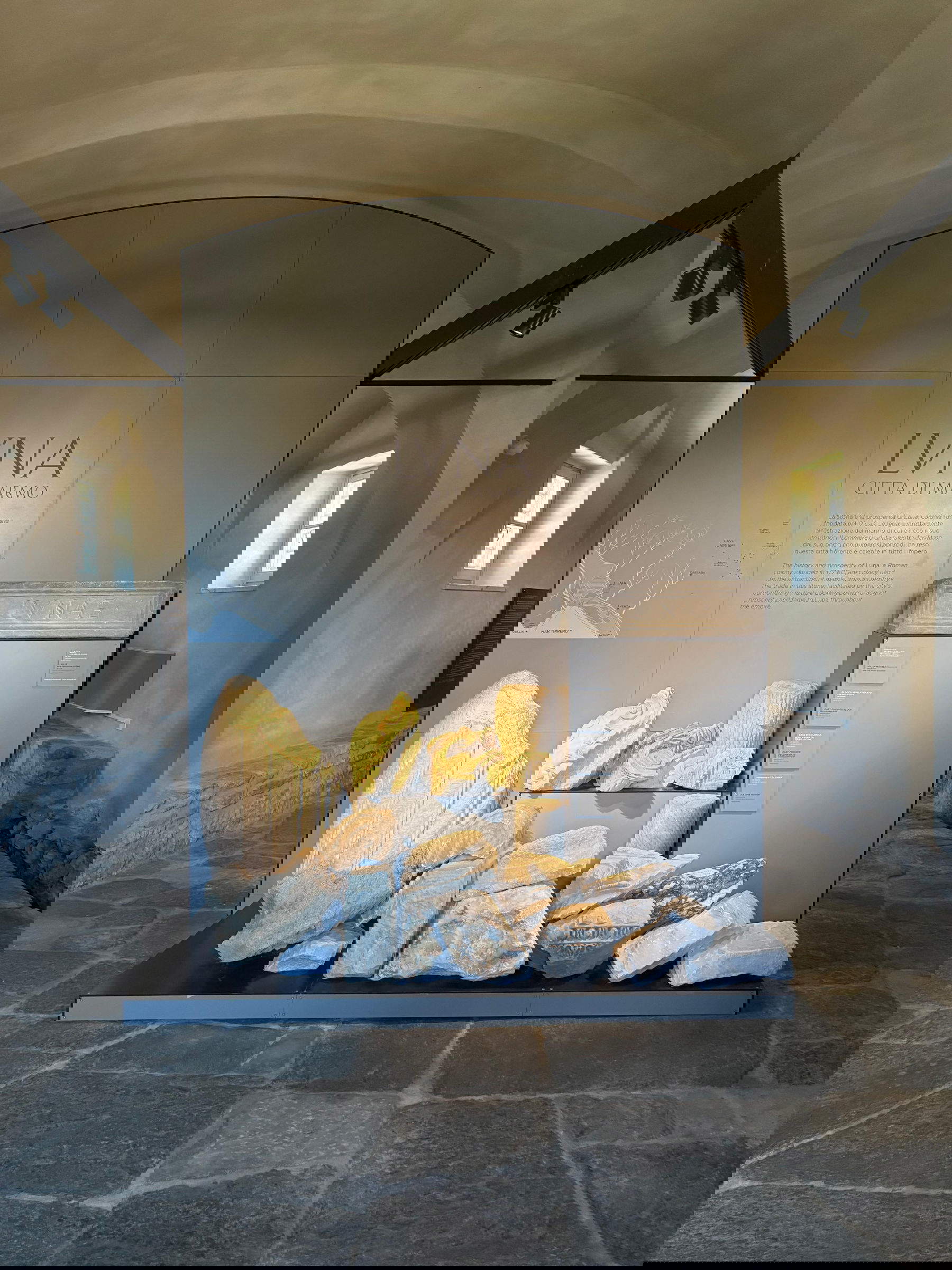 I reperti esposti nel nuovo Museo Archeologico Nazionale di Luni