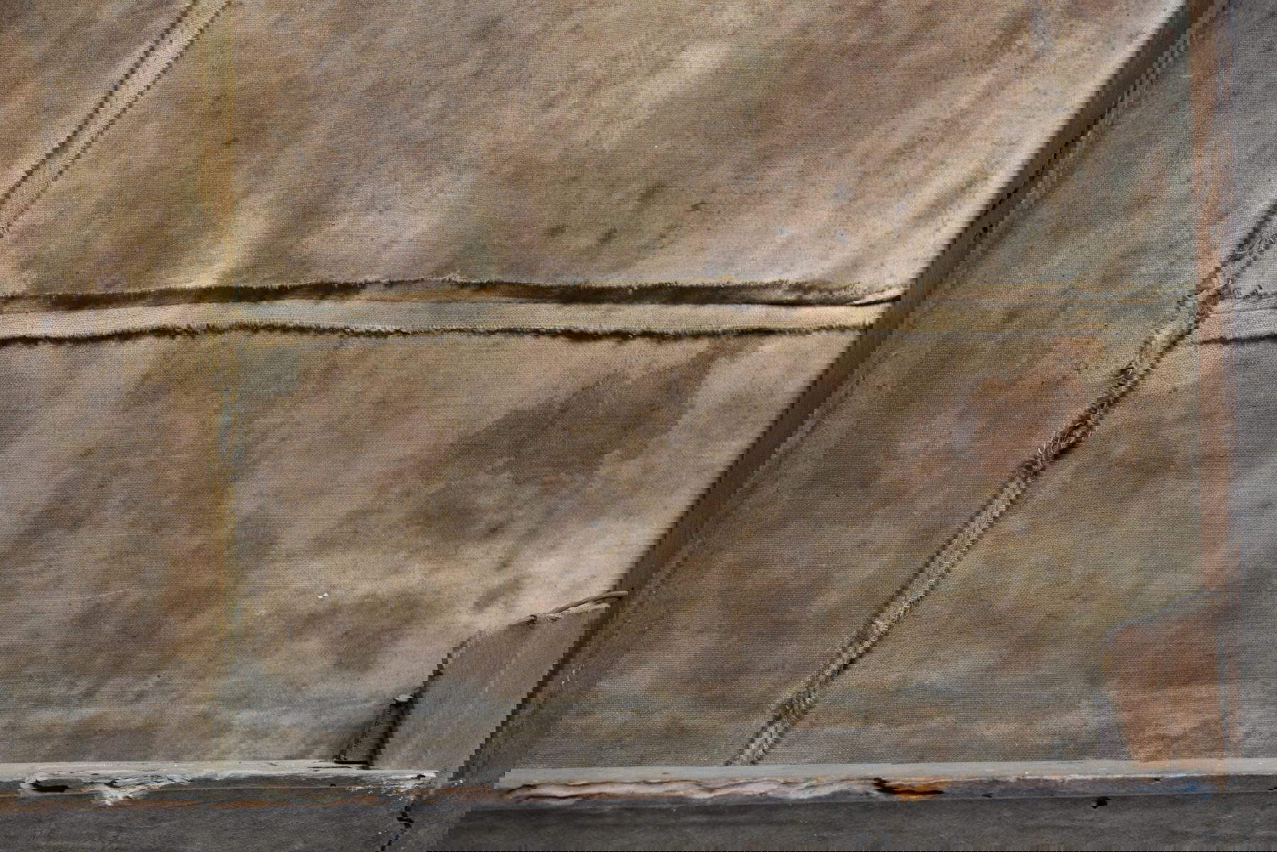 Coutures dans la toile. Photo : Fondation Phoebus