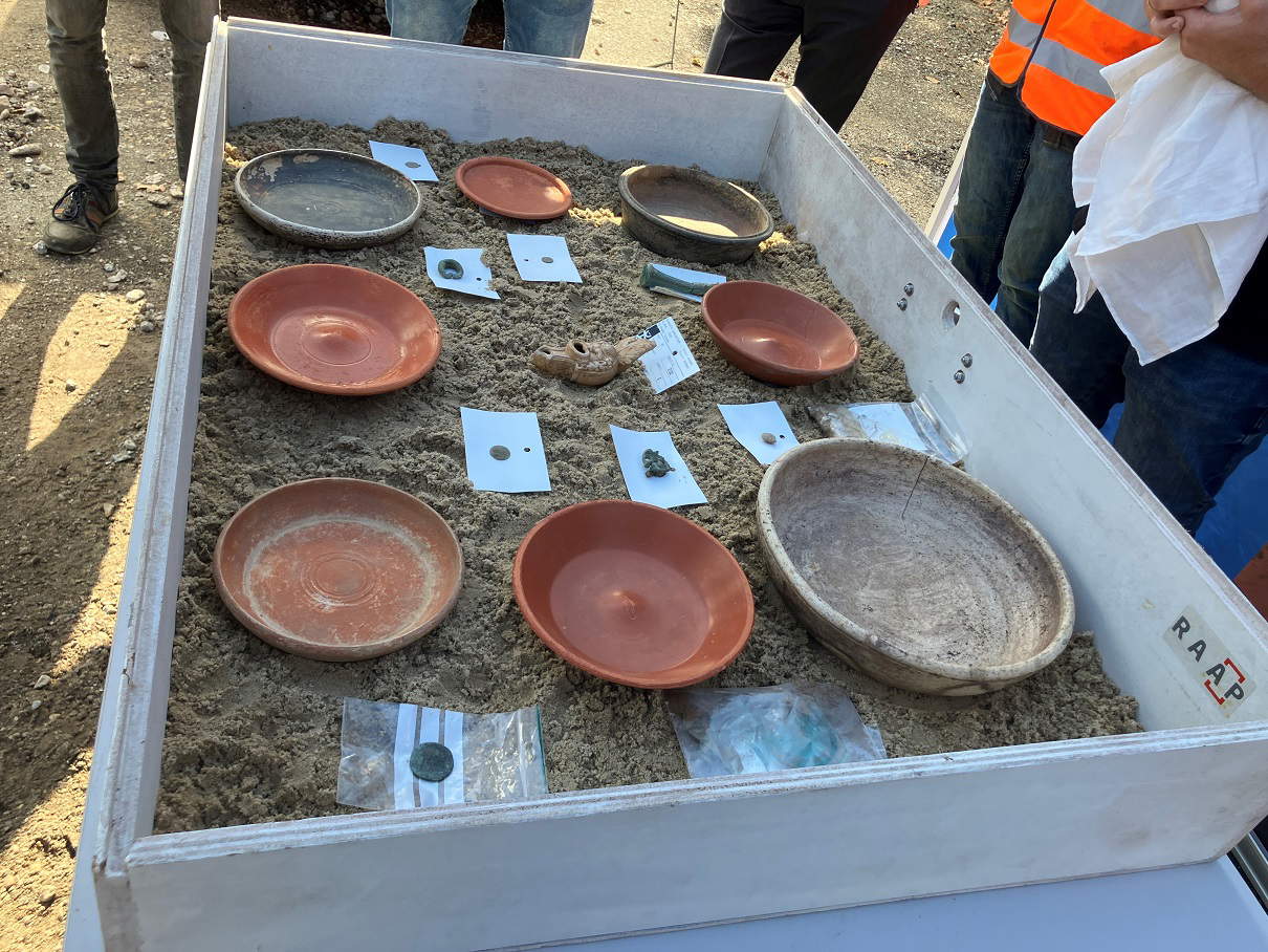 Everyday objects found in Cuijk. Photo: ©Gemeente Land van Cuijk