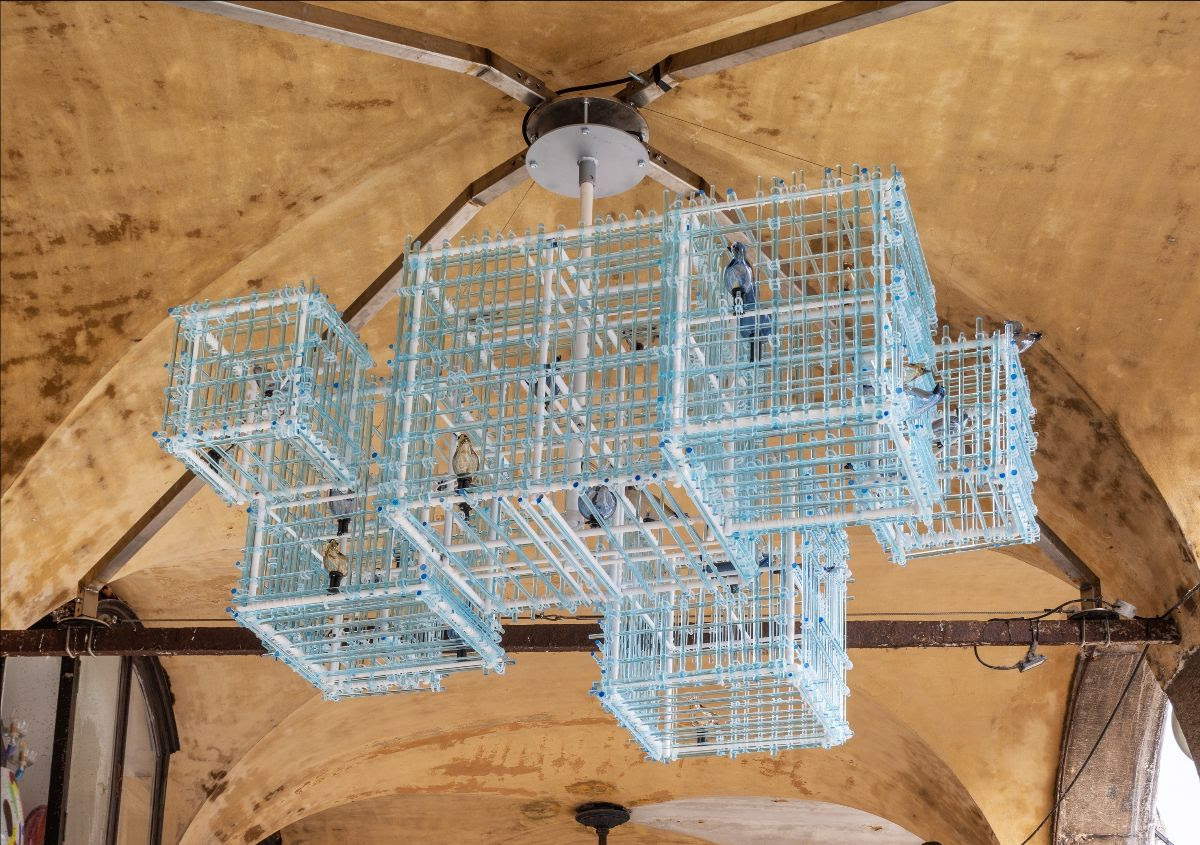 Ru Xiao Fan, masters Cristiano and Ivano Ferro, master Gianni Seguso, Effetre kiln with Seguso Gianni, Inside/Outside. Photo: Giorgio Bombieri