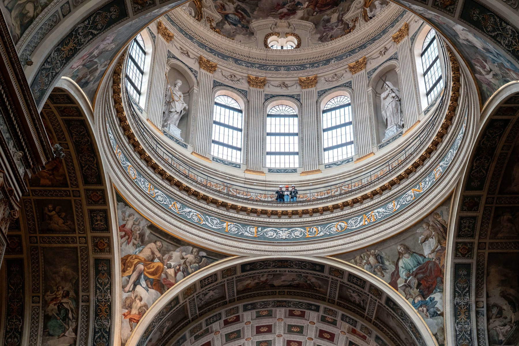 En Mantua, puede subir a la cúpula de la Basílica de Sant'Andrea