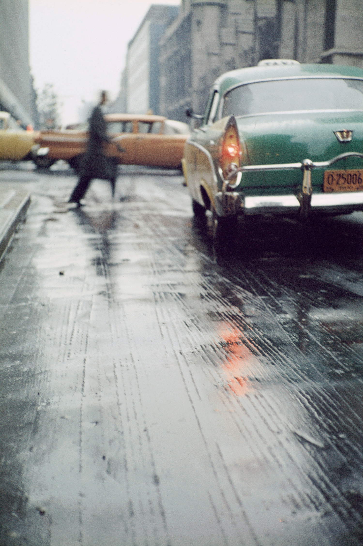 Saul Leiter, Untitled &copy; Saul Leiter Foundation