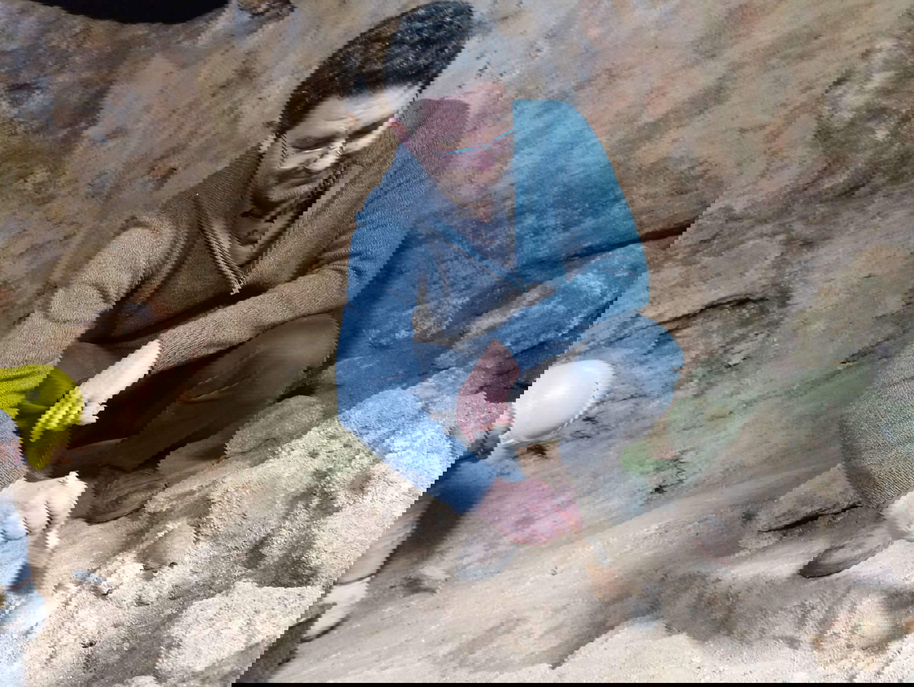 Archaeologists at work Archaeologists at work