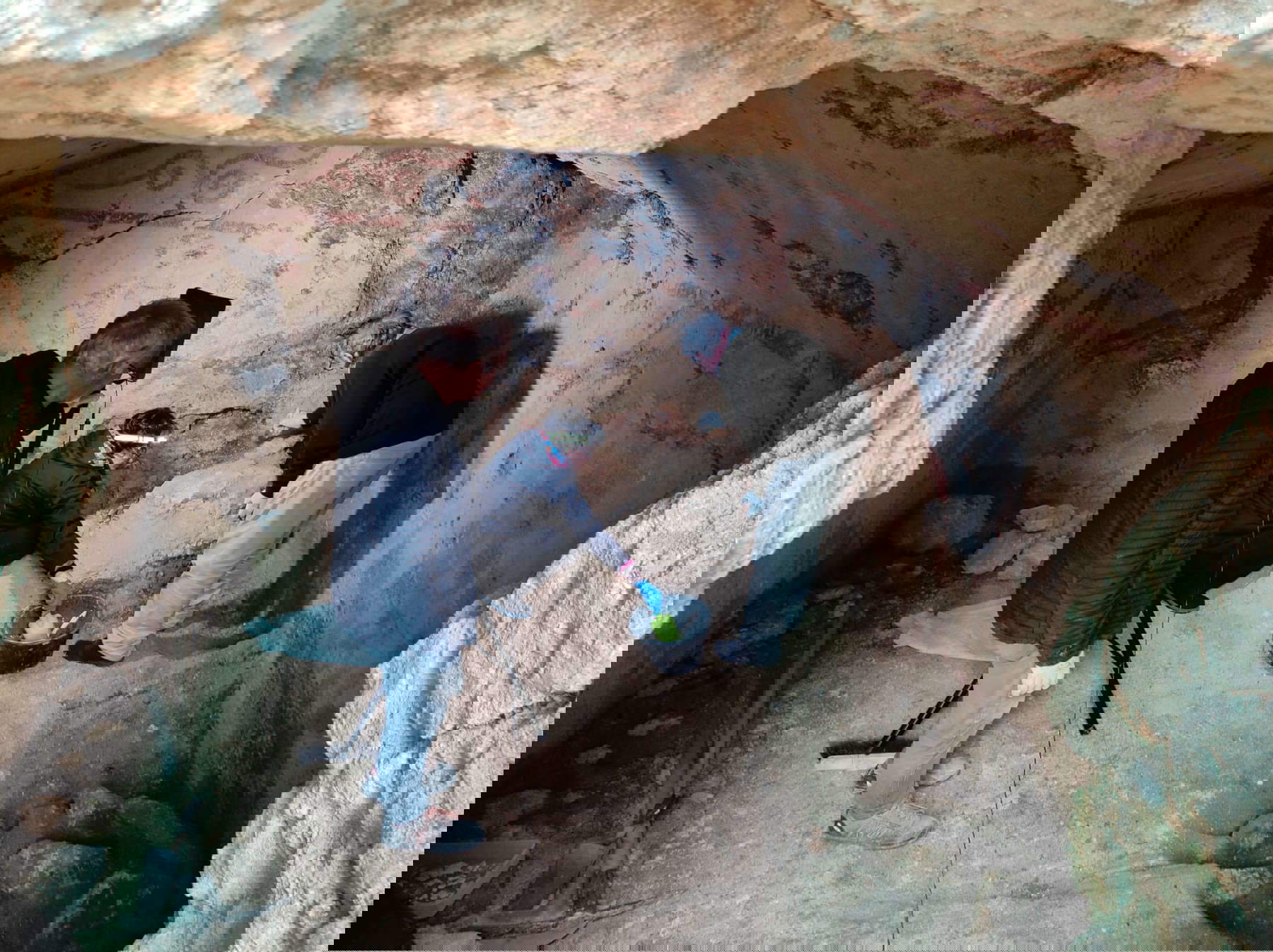 Archaeologists at work Archaeologists at work