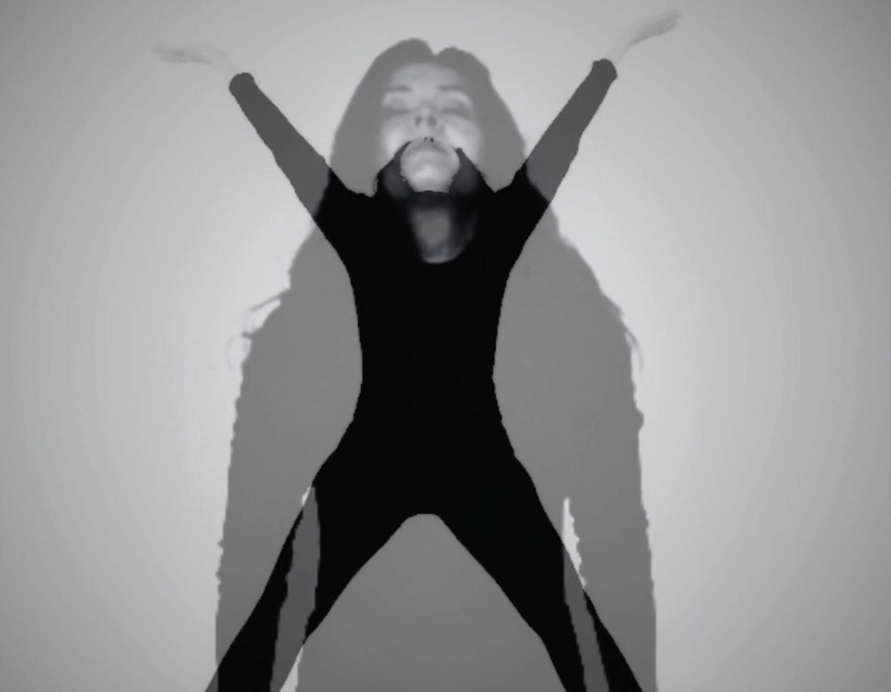 Simon Noel Murer, Les trois visages d'Hécate, extrait de l'installation vidéo) &copy; Pascal Murer