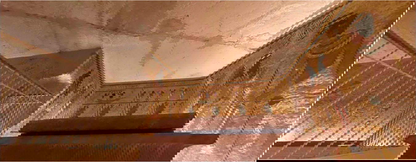 Le fessurazioni nei soffitti della tomba di Tutankhamon. Foto: Sayed Hemeda Le fessurazioni nei soffitti della tomba di Tutankhamon. Foto: Sayed Hemeda