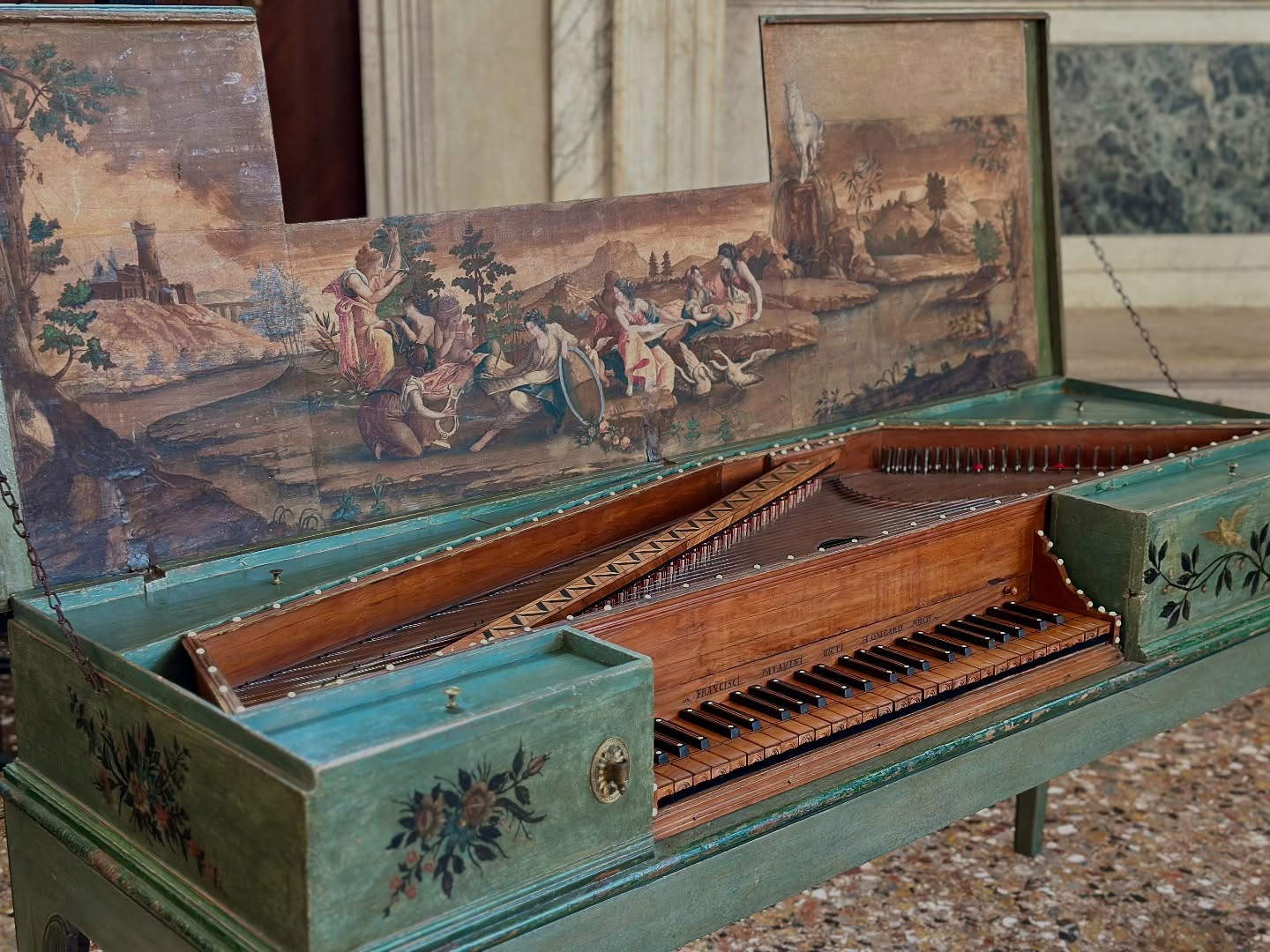Restored thanks to Louis Vuitton the spinet of the Correr Museum in Venice. It has returned to play after more than two centuries 