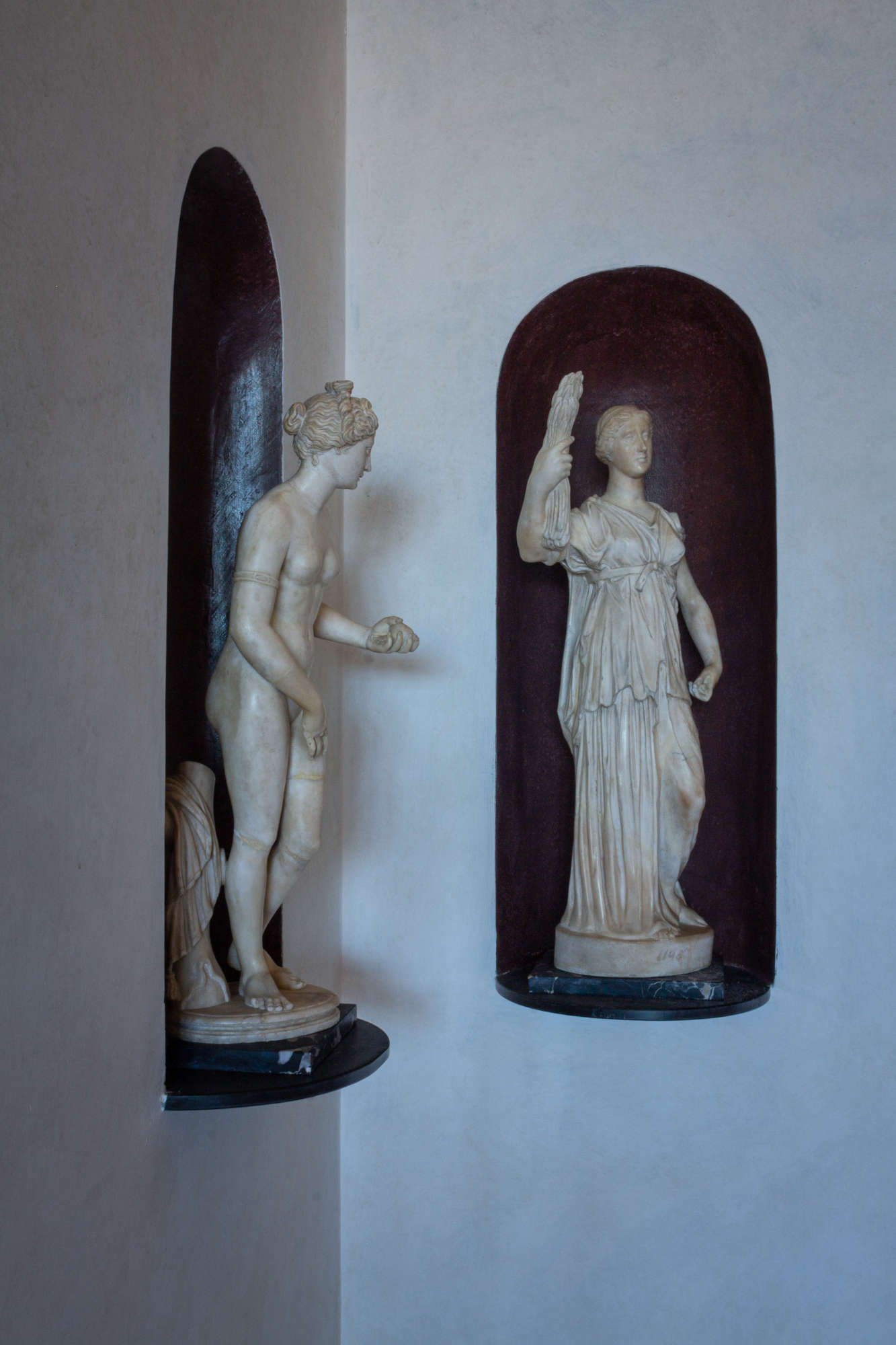 The Stanzino delle Matematiche in the Uffizi. The Stanzino delle Matematiche in the Uffizi.