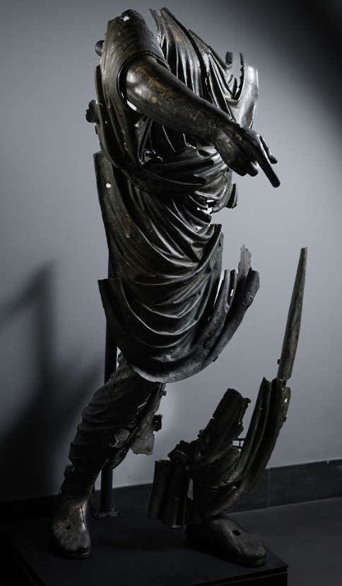 Statue eines Togatus aus vergoldeter Bronze