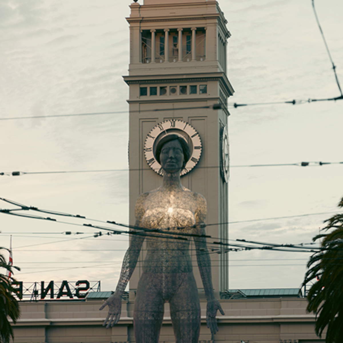 La statua R-Evolution di Marco Cochrane esposta a San Francisco