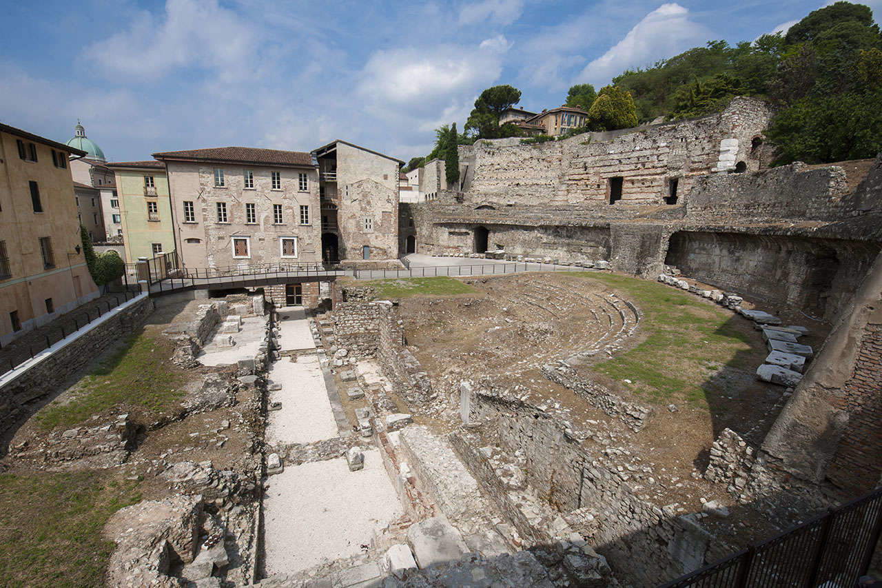 Teatro romano - Parco archeologico di Brescia romana ©Archivio Fotografico Musei Civici di Brescia Teatro romano - Parco archeologico di Brescia romana ©Archivio Fotografico Musei Civici di Brescia