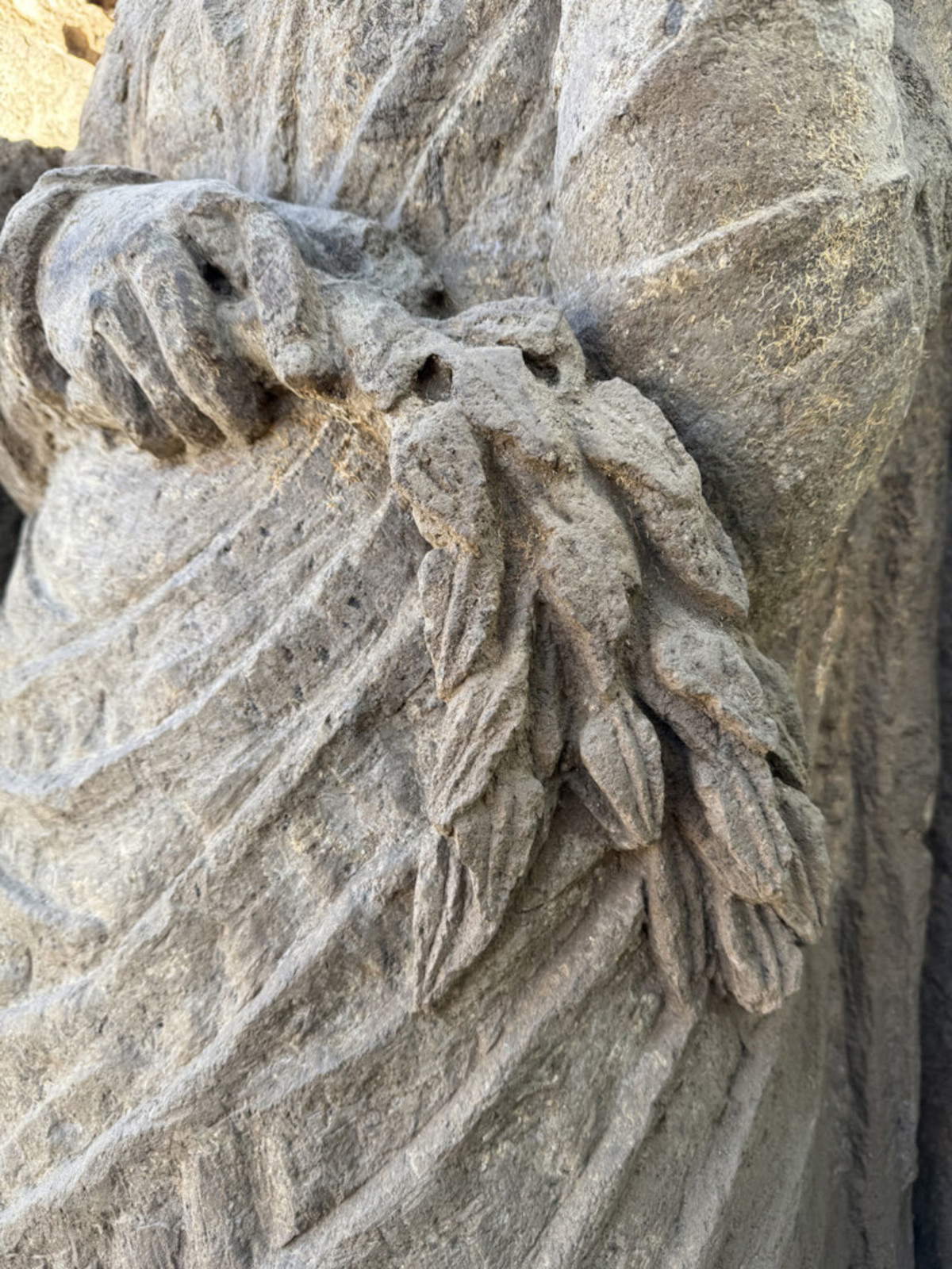 Dettaglio delle statue