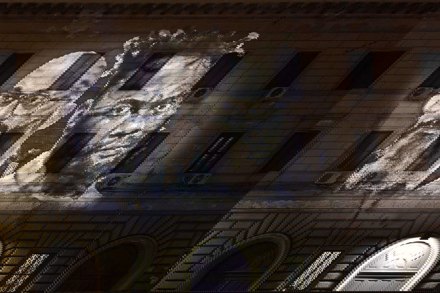 Yan Pei-Ming, Au-delà du mur