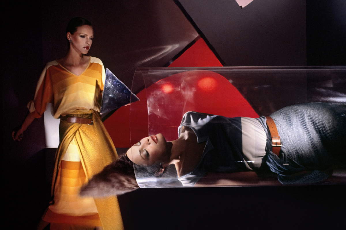 Yolande Gillot in Genny by Gianni Versace, Milano 1978. Foto di Gian Paolo Barbieri &copy; Giada Stefania Barbieri. Su concessione di Fondazione Gian Paolo Barbieri ETS