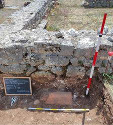 Nuove scoperte nell’Anfiteatro e nella domus a peristilio del sito archeologico di Amiternum, in Abruzzo