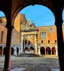 Il Veneto apre al pubblico 34 Dimore Storiche e gli Archivi di Stato