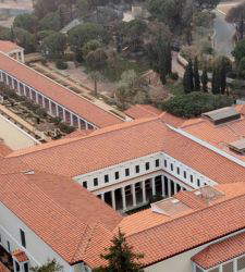 Los Angeles, come ha fatto la Getty Villa a salvarsi dagli incendi: danni lievi per il museo 