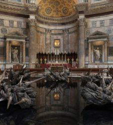 A broken crown under the Pantheon's oculus: Helga Vockenhuber and the Christian Passion