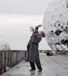 XNL Piacenza ospita Manifesto, video-installazione di Julian Rosefeldt. A interpretare i personaggi è Cate Blanchett