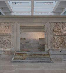 Rome, conférences à l'Ara Pacis avec James Franco et Lola Ponce pour rapprocher le cinéma et l'art