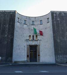 À Rome, le Museo del Genio rouvre ses portes au public avec deux expositions consacrées à Vivian Maier et Ugo Nespolo. À Rome, le Museo del Genio rouvre ses portes au public avec deux expositions consacrées à Vivian Maier et Ugo Nespolo.