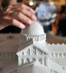 Barrierefreiheit in Pisa: ein Jahr voller Interventionen und neuer Dienstleistungen für die Denkmäler auf der Piazza dei Miracoli