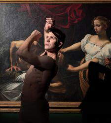 Palazzo Barberini, Roberto Bolle tanzt in der Ausstellung zwischen den Gemälden von Caravaggio (Video)
