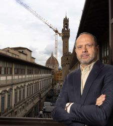 Away with the crane after 20 years: in 50 days Florence will say goodbye to the Uffizi "monster"