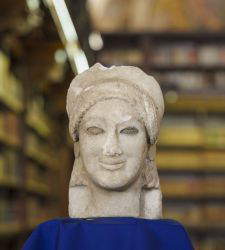 Importante descubrimiento en Vulci: hallada una cabeza de niña, raro ejemplo de estatuaria griega en territorio etrusco 