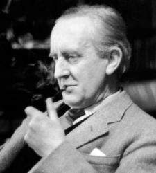 At the Salone degli Incanti in Trieste a major exhibition on Tolkien, creator of Middle-earth