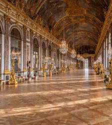 La galerie des Glaces de Versailles retrouve son aspect d'origine