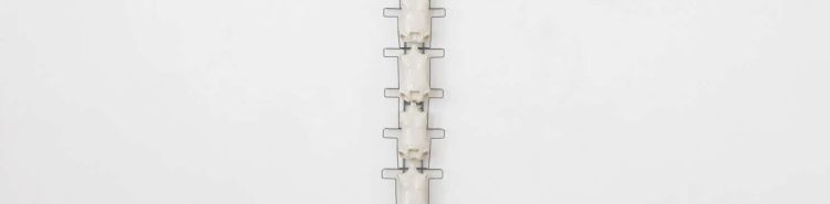 Jenseits der Materie: Neue Spiritualitäten und rituelle Praktiken in der zeitgenössischen Kunst