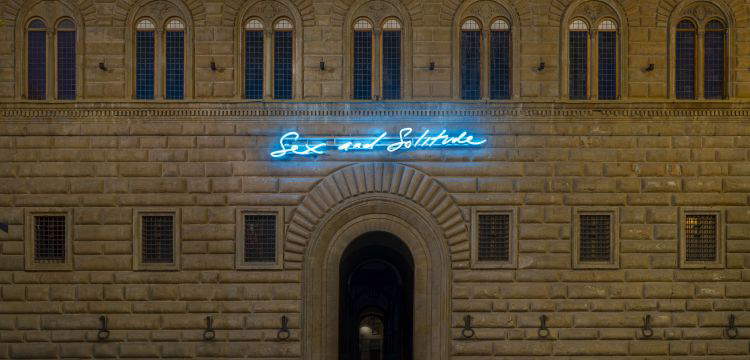 Sesso e solitudine sono intrecciati e complementari. Com'è la mostra di Tracey Emin a Firenze