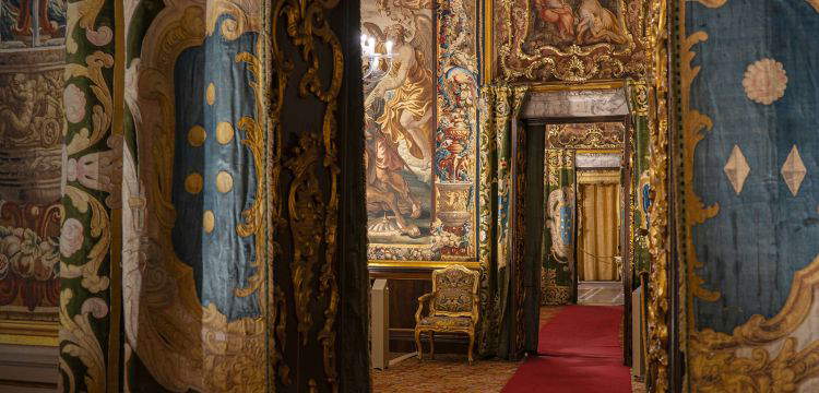 En Lucca, entre los esplendores del Palacio Mansi y su Museo Nacional