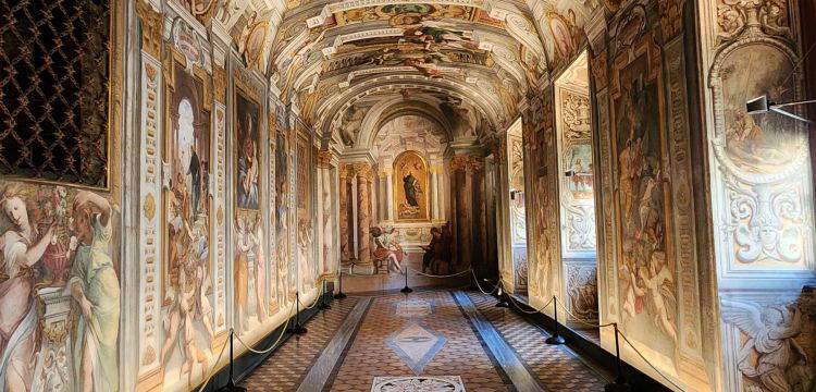 Le camerette di sant'Ignazio a Roma: i giochi prospettici di Andrea Pozzo come esigenza di fede