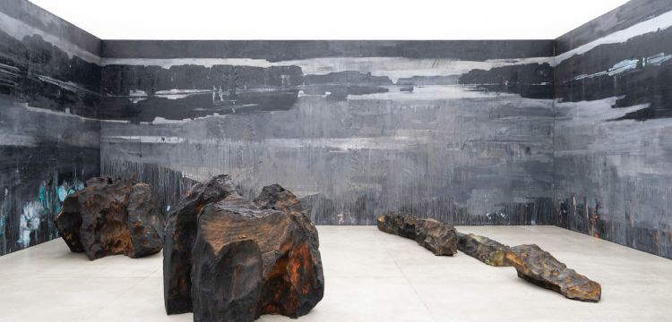 Cuando la pintura respira: Nobu en Elba de Giovanni Frangi. Aspecto de la exposici&oacute;n en el Palazzo Citterio