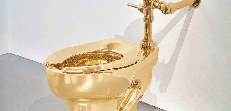 Cattelan, Warhol y la obra vendida por kilos: si el mercado gana al arte