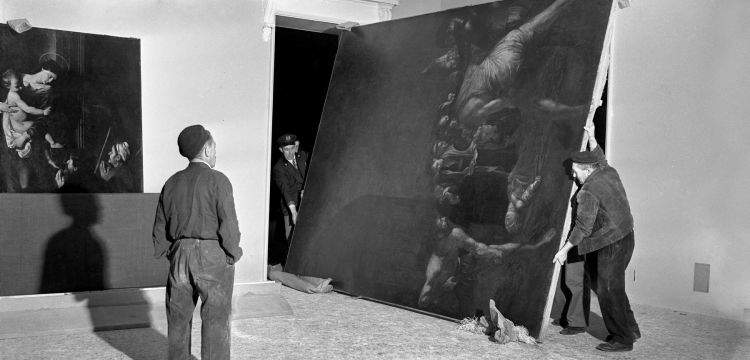 Les réseaux sociaux, les créateurs, les bobines alimentent la crise de l'histoire de l'art