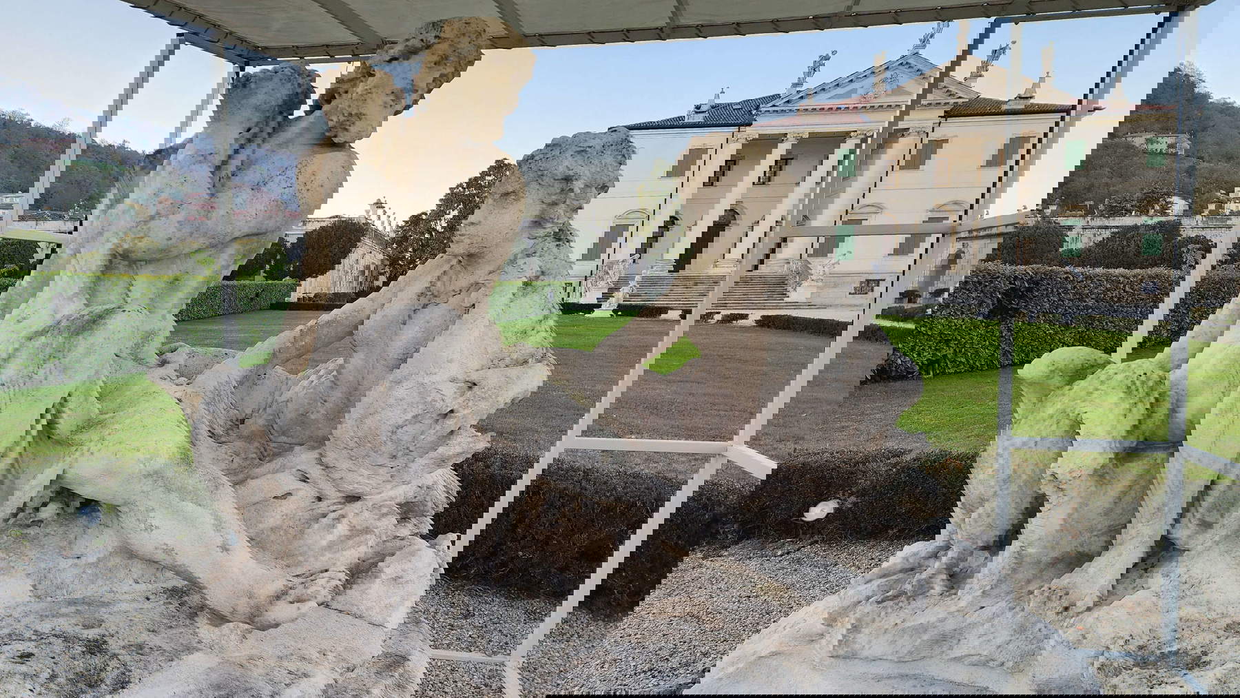 Il gruppo scultoreo di Giove e Giunone (bottega dei Bonazza). Foto: Federico Giannini