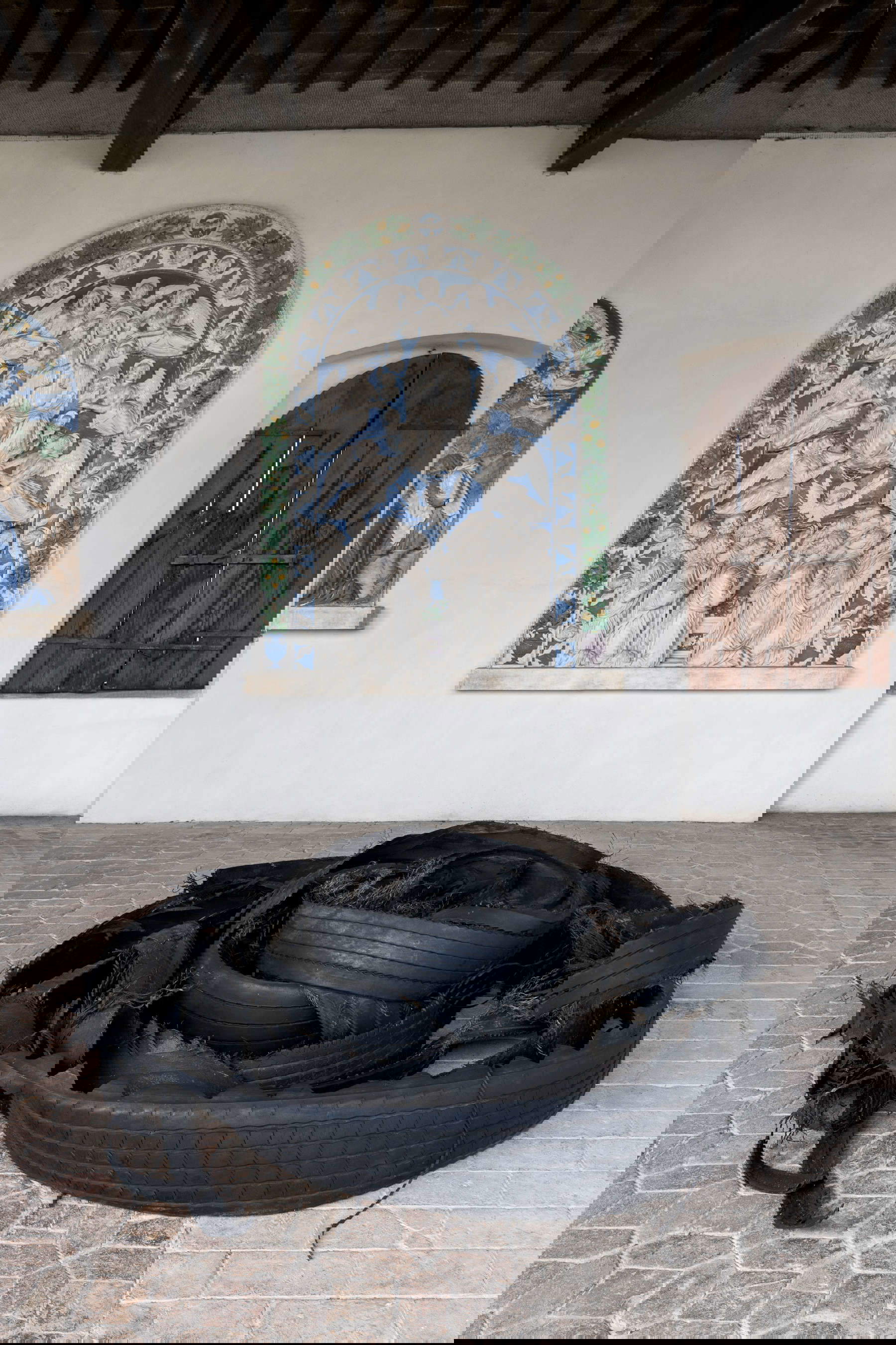 Paolo Canevari, God Year, Pinacoteca Citt&agrave; di Castello, 2025. Photo: Ilaria Lagioia and Pierpaolo Lo Giudice