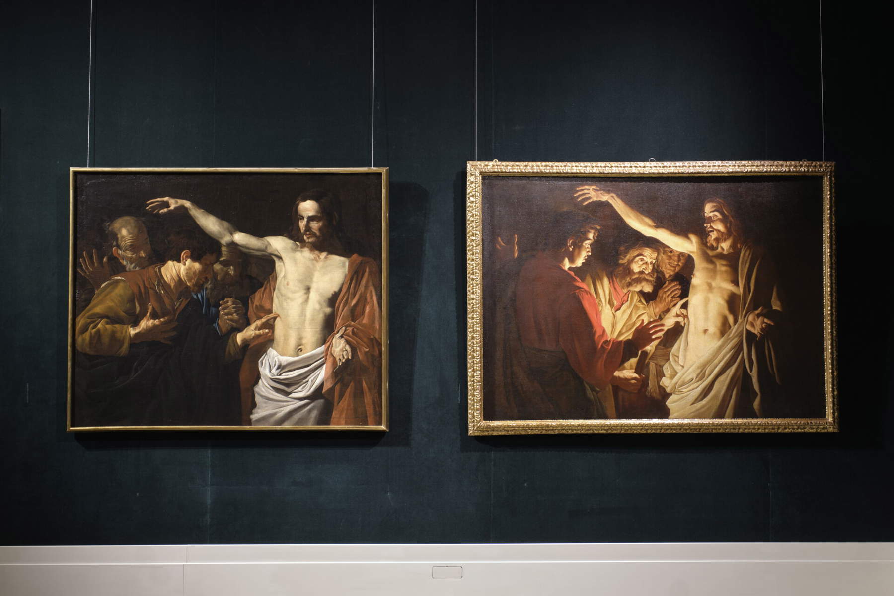 Ausstellungslayouts Matthias Stom. Un caravaggesco nelle collezioni lombarde, Pinacoteca Tosio Martinengo. Foto: Alberto Mancini, mit freundlicher Genehmigung der Fondazione Brescia Musei