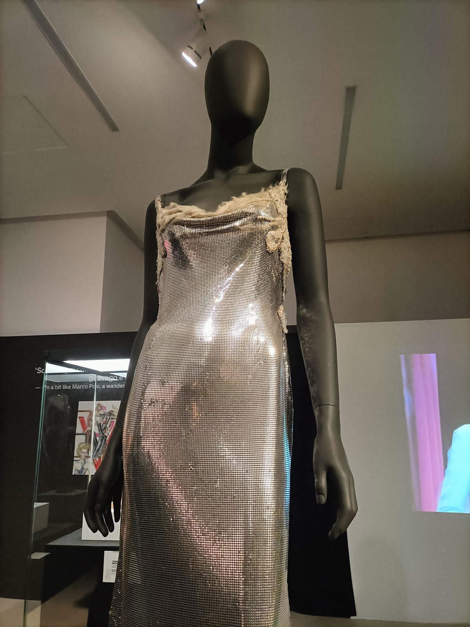 Gianni Versace, habillé en oroton